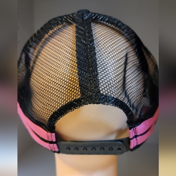 BNWOT Hello Kitty Adjustable Hat - Picture 4 of 6